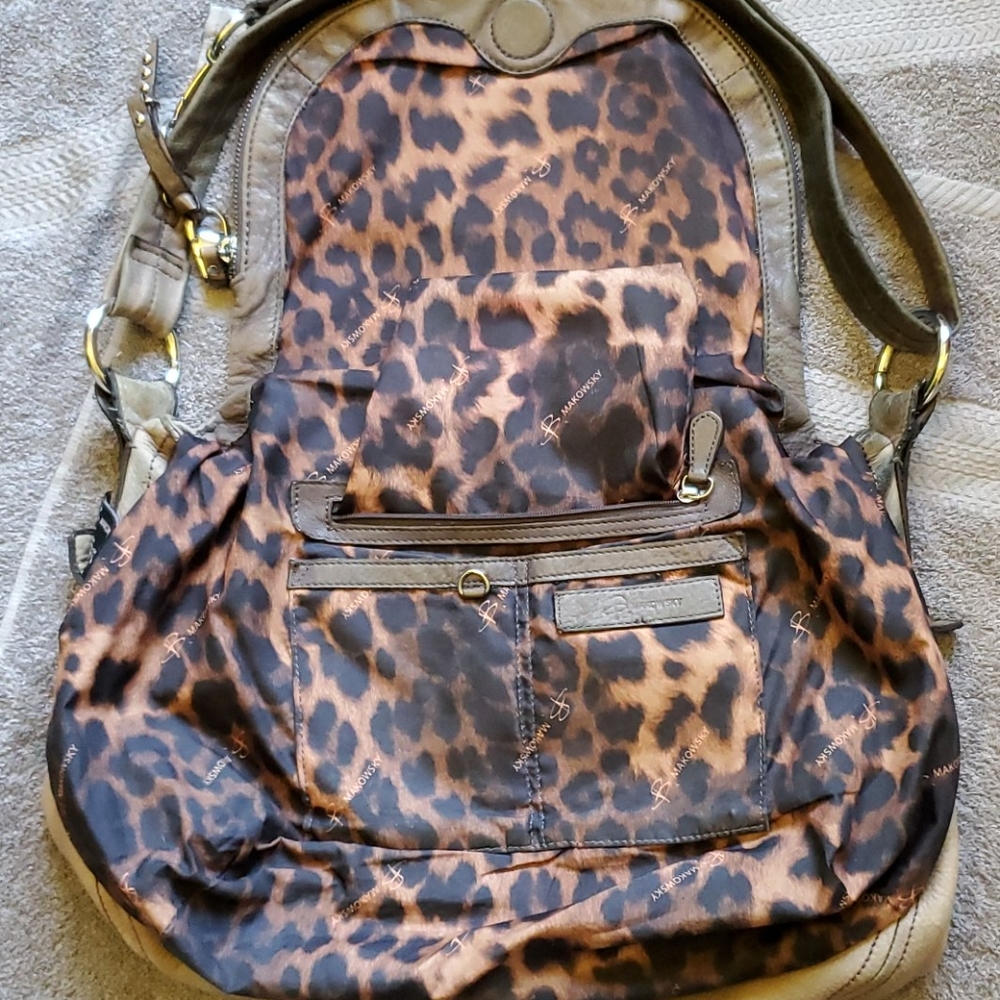 FINAL MARKDOWN- B. Makowsky Cynthia bag - Picture 8 of 16